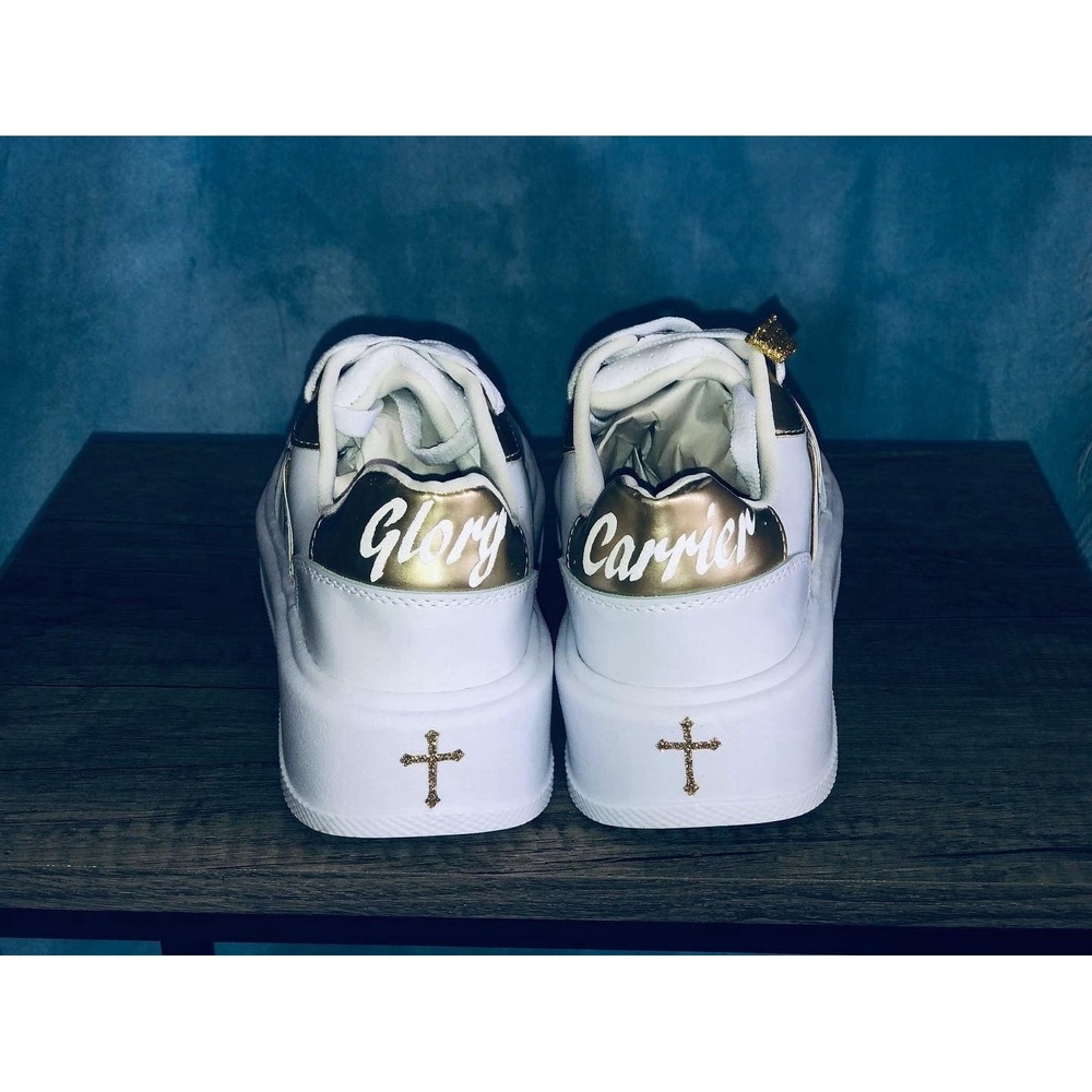 Women's Sneakers Size 7 Custom Designed Christian "Glory Carrier" Brand New